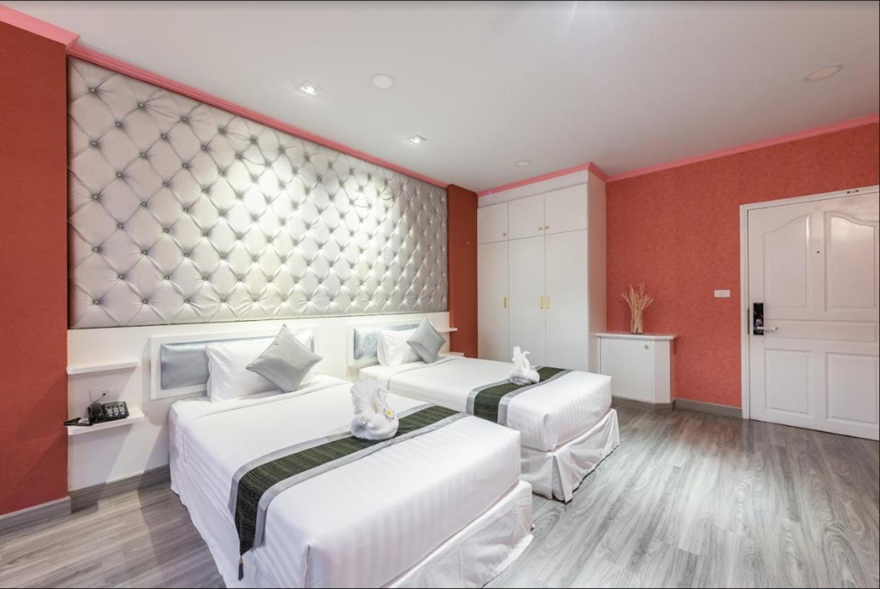 Hotel Napheera Royal Tel Ban Khlong Bang Krathiam Exterior foto